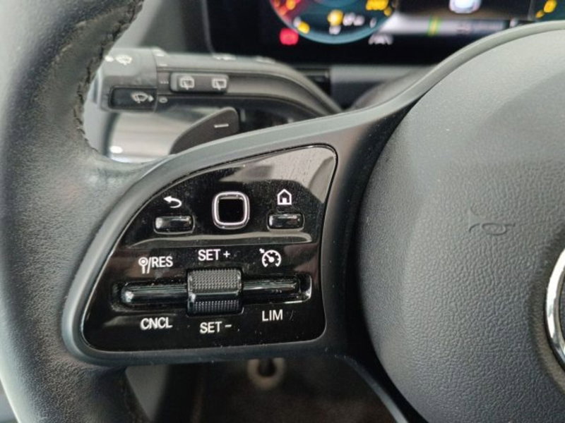 Mercedes-Benz GLA SUV usata a Catania (19)