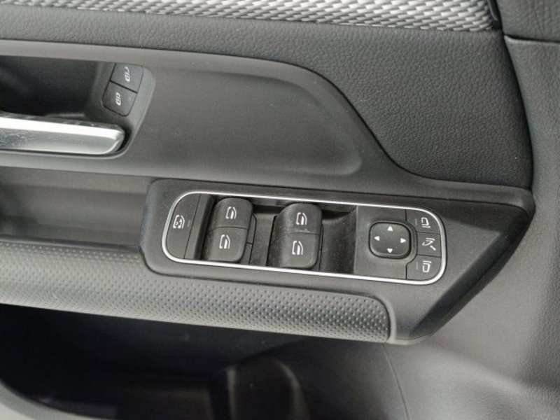 Mercedes-Benz GLA SUV usata a Catania (20)