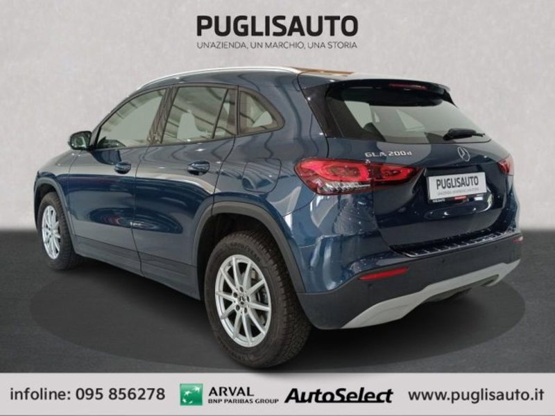 Mercedes-Benz GLA SUV usata a Catania (6)