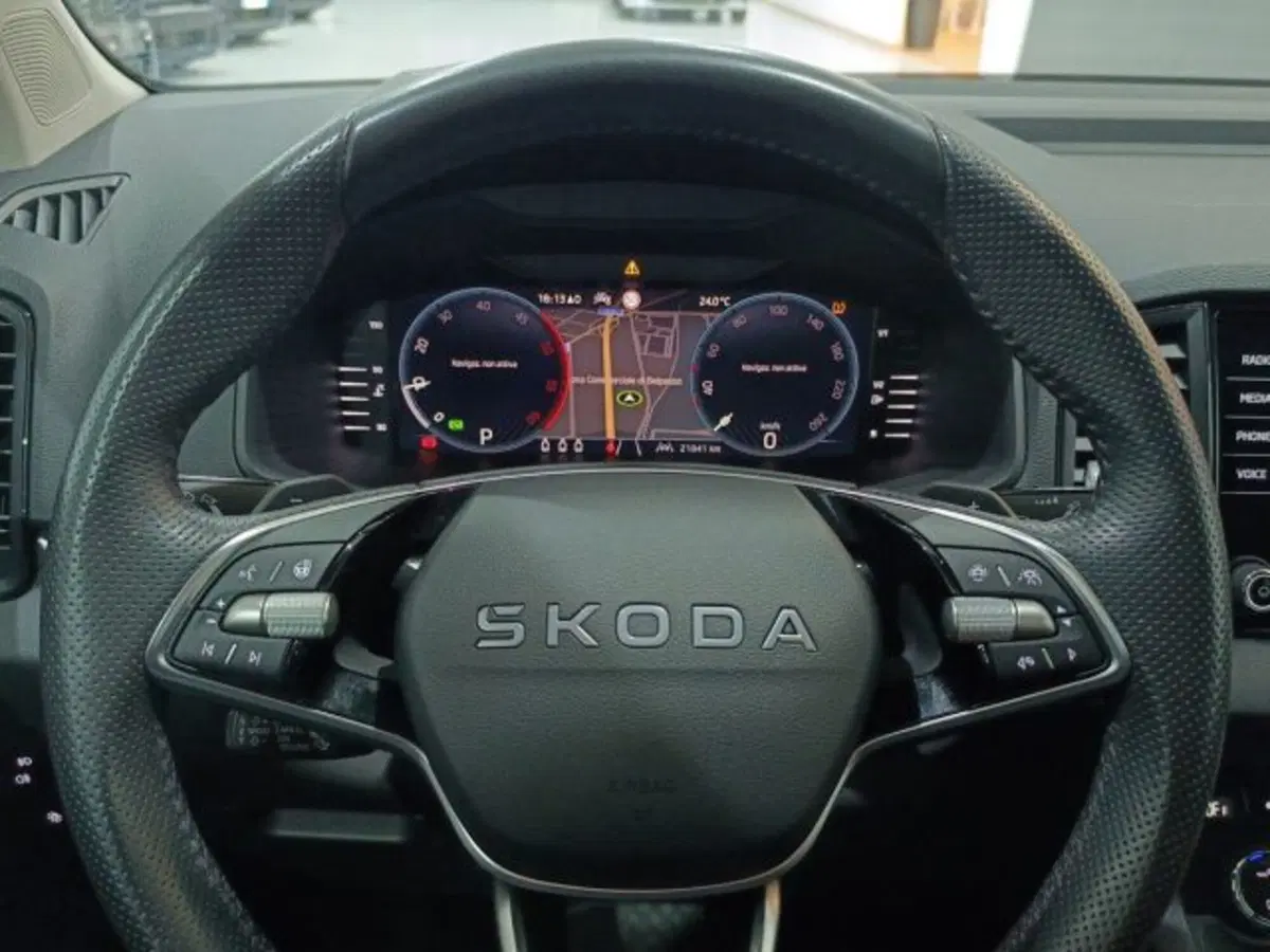 Skoda Karoq usata a Catania (17)