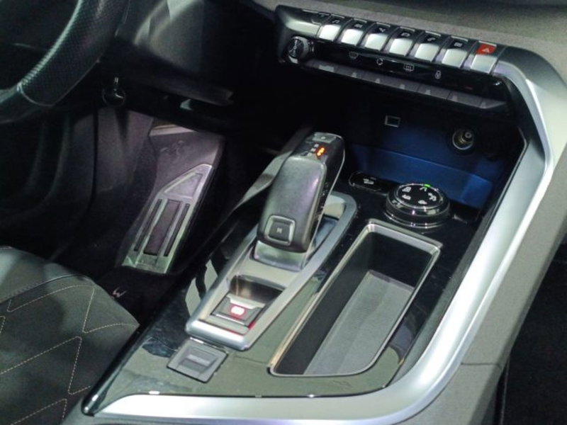 Peugeot 3008 usata a Catania (8)