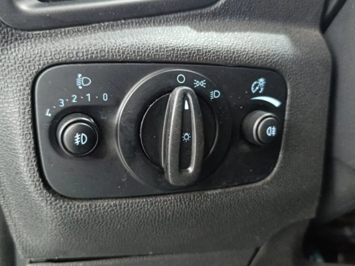 Ford EcoSport usata a Catania (18)