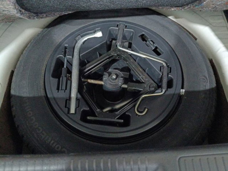 Fiat Punto Evo usata a Catania (13)