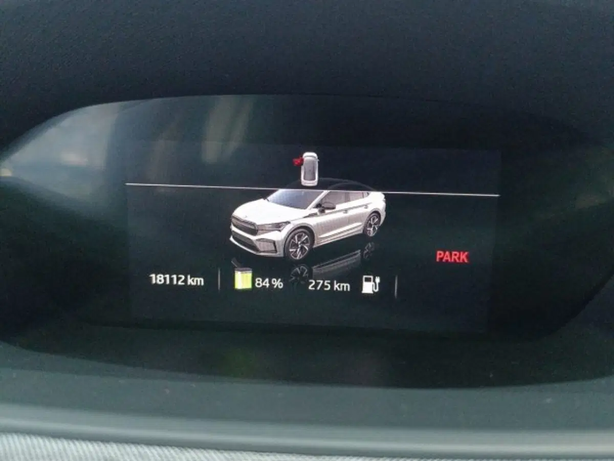 Skoda Enyaq Coupé usata a Catania (15)