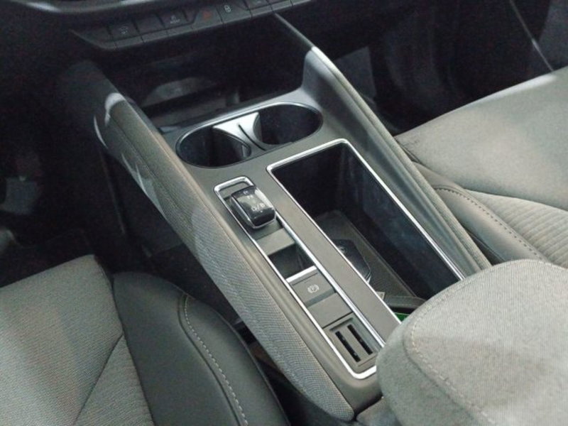 Skoda Enyaq Coupé usata a Catania (8)