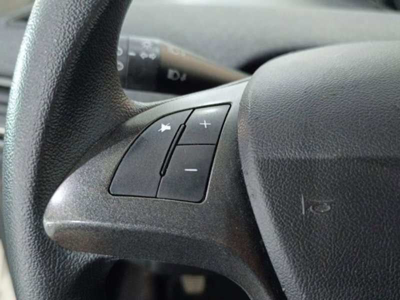 Lancia Ypsilon usata a Catania (18)