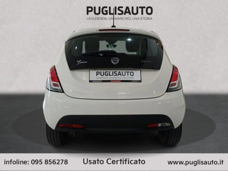 Lancia Ypsilon usata a Catania (5)
