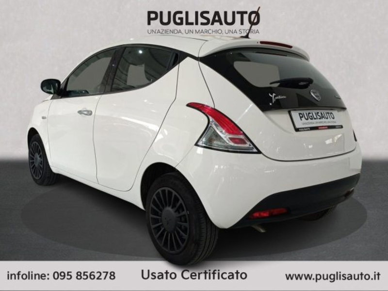 Lancia Ypsilon usata a Catania (6)