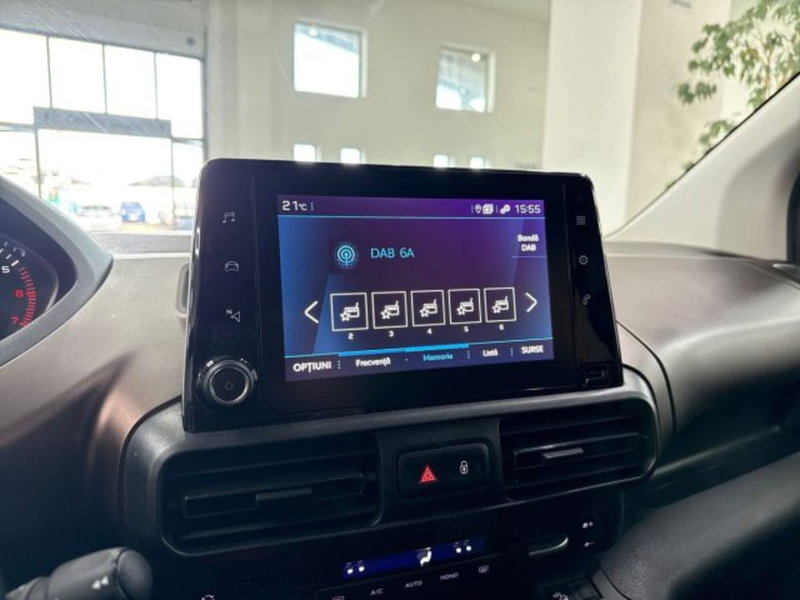 Peugeot Rifter usata a Catania (15)