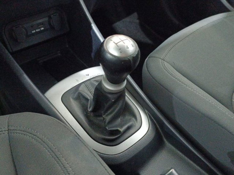 Kia Rio usata a Catania (8)