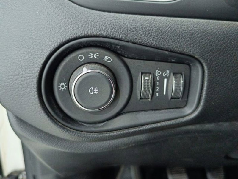 Jeep Renegade usata a Catania (18)