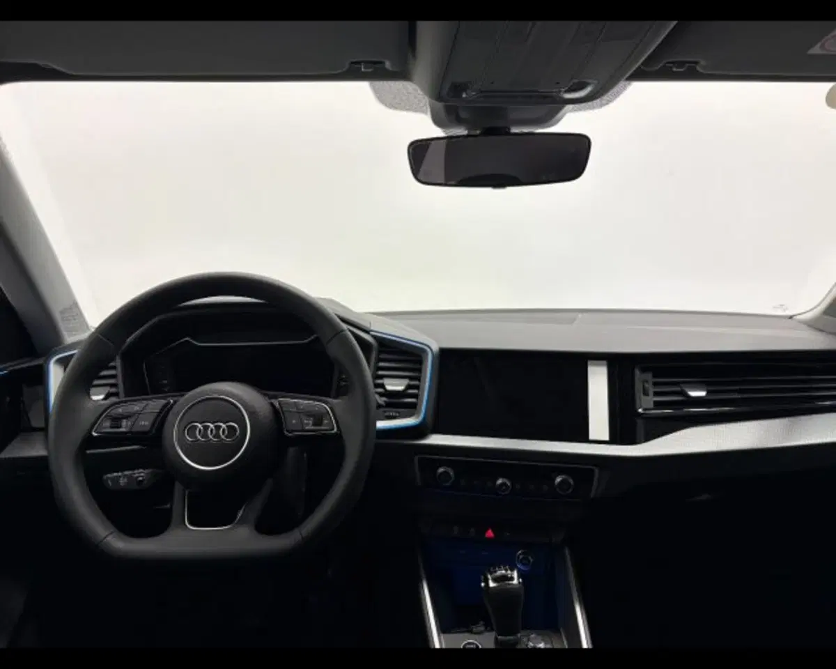 Audi A1 Sportback nuova a Treviso (4)