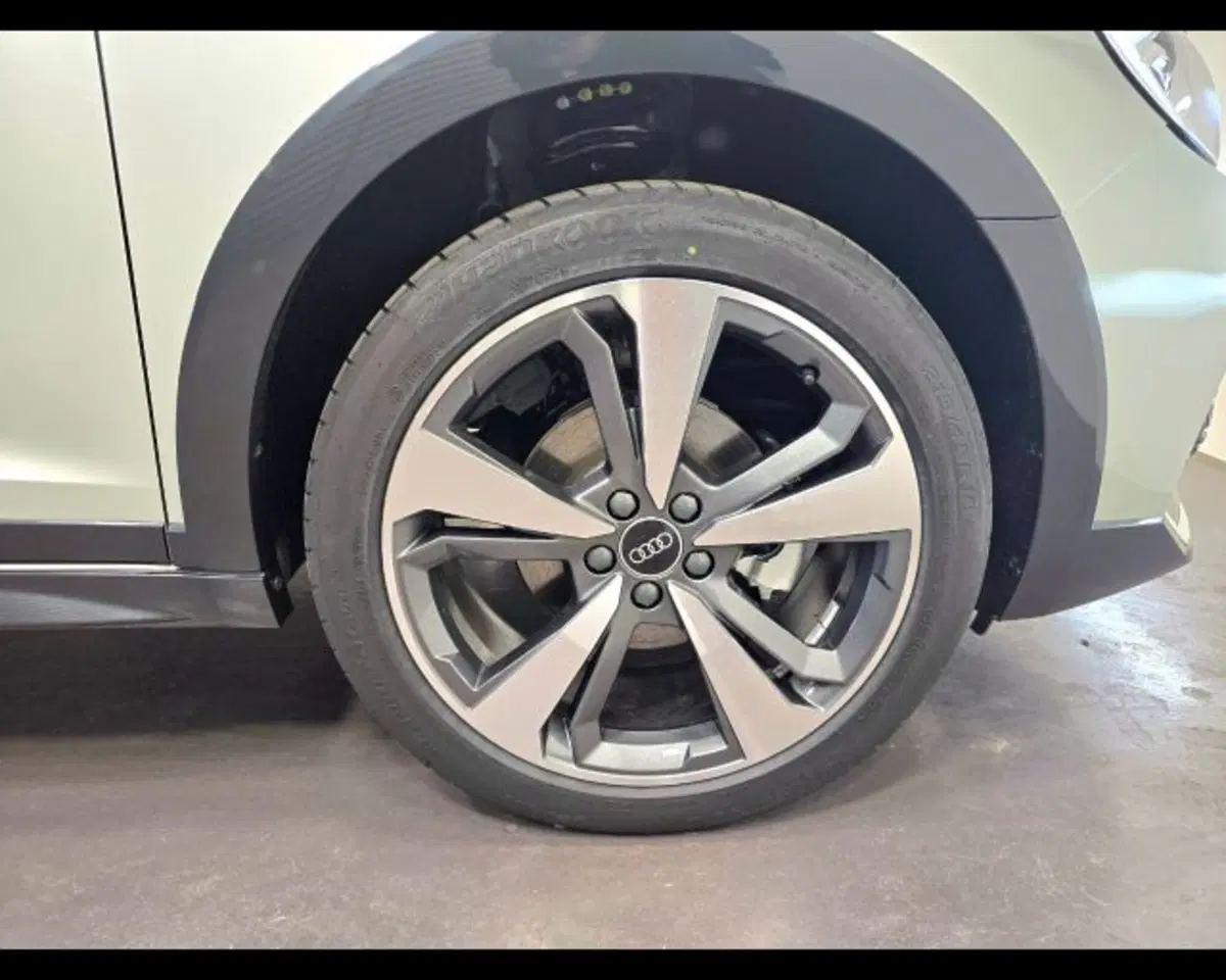 Audi A1 allstreet nuova a Treviso (12)