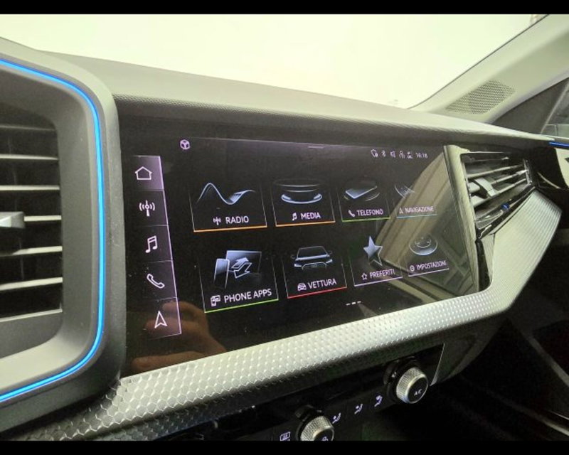 Audi A1 allstreet nuova a Treviso (6)