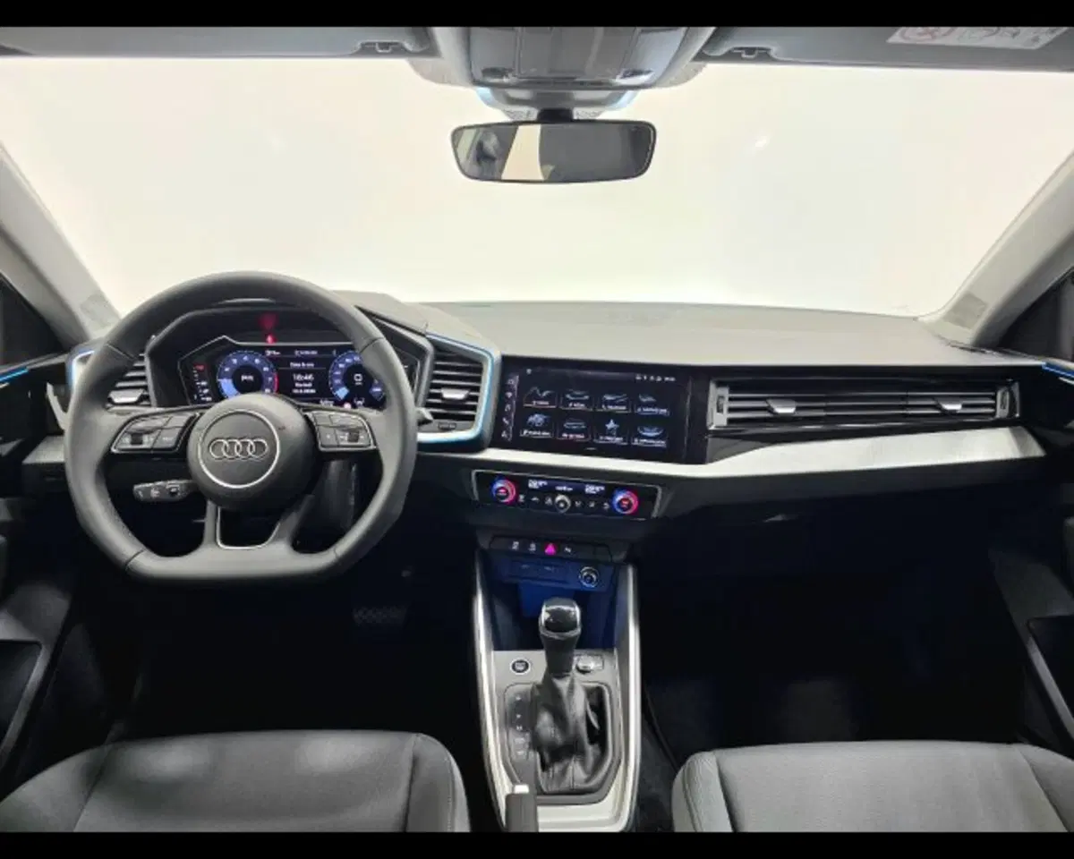 Audi A1 Sportback nuova a Treviso (4)