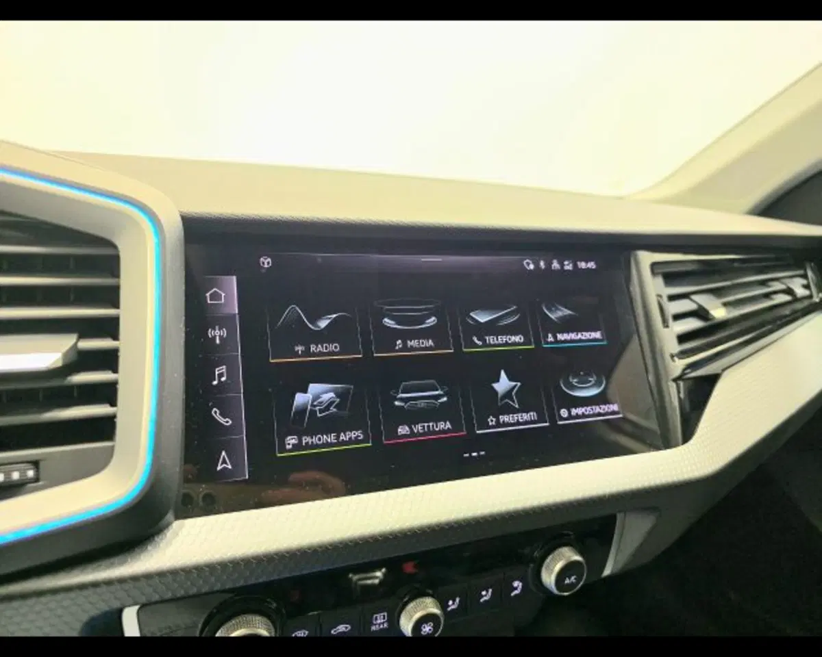Audi A1 Sportback nuova a Treviso (6)