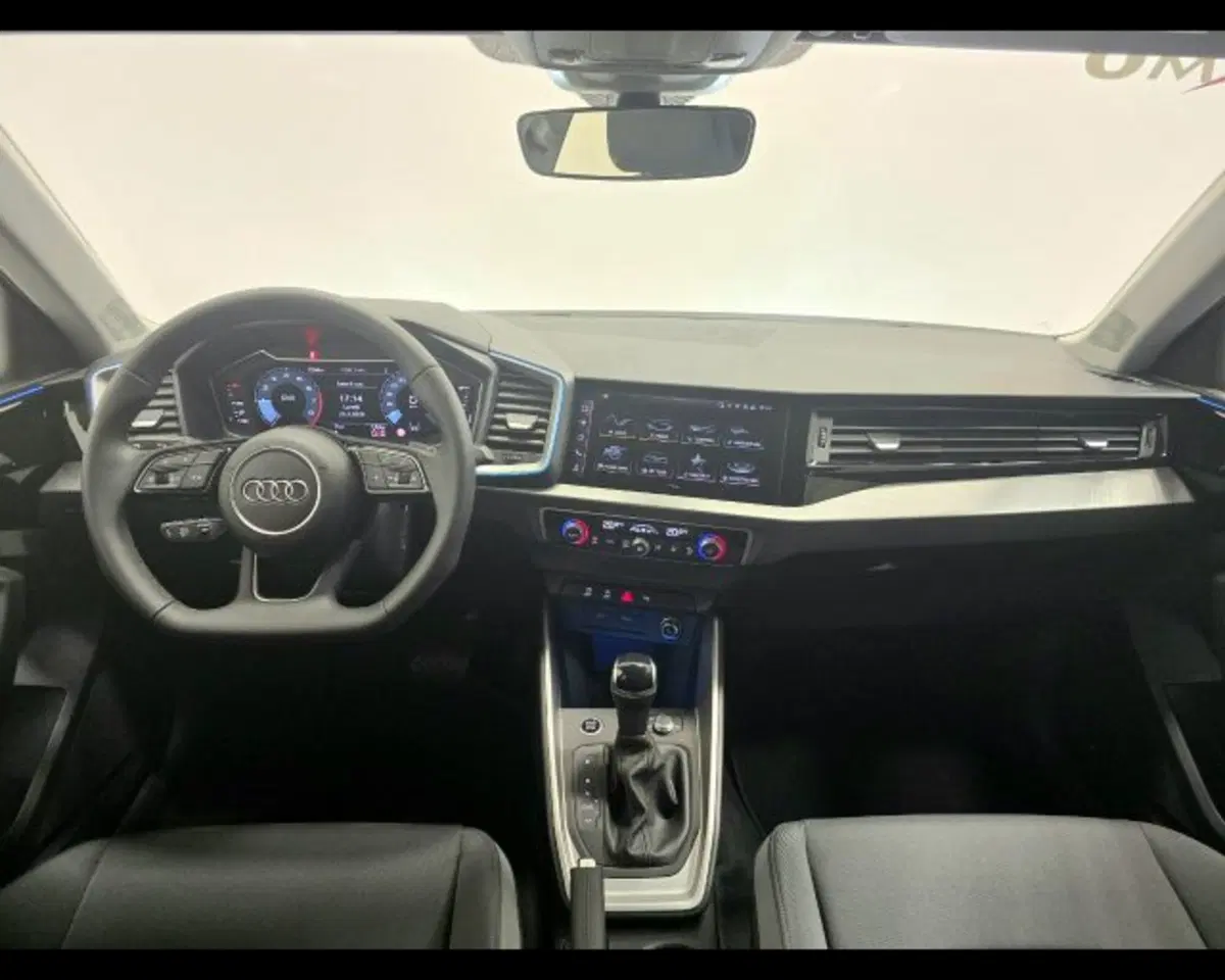 Audi A1 Sportback nuova a Treviso (4)