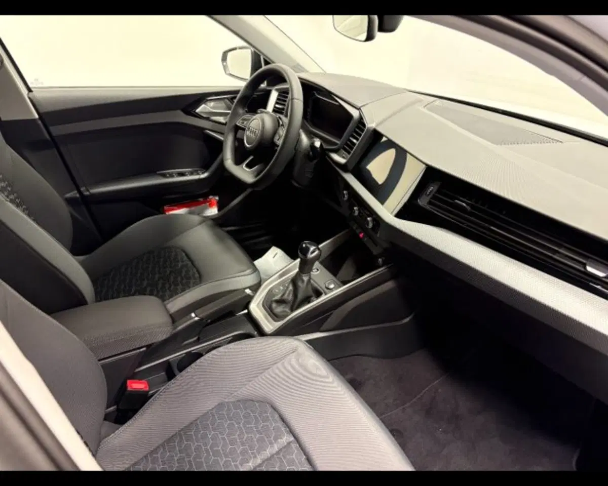 Audi A1 allstreet nuova a Treviso (3)