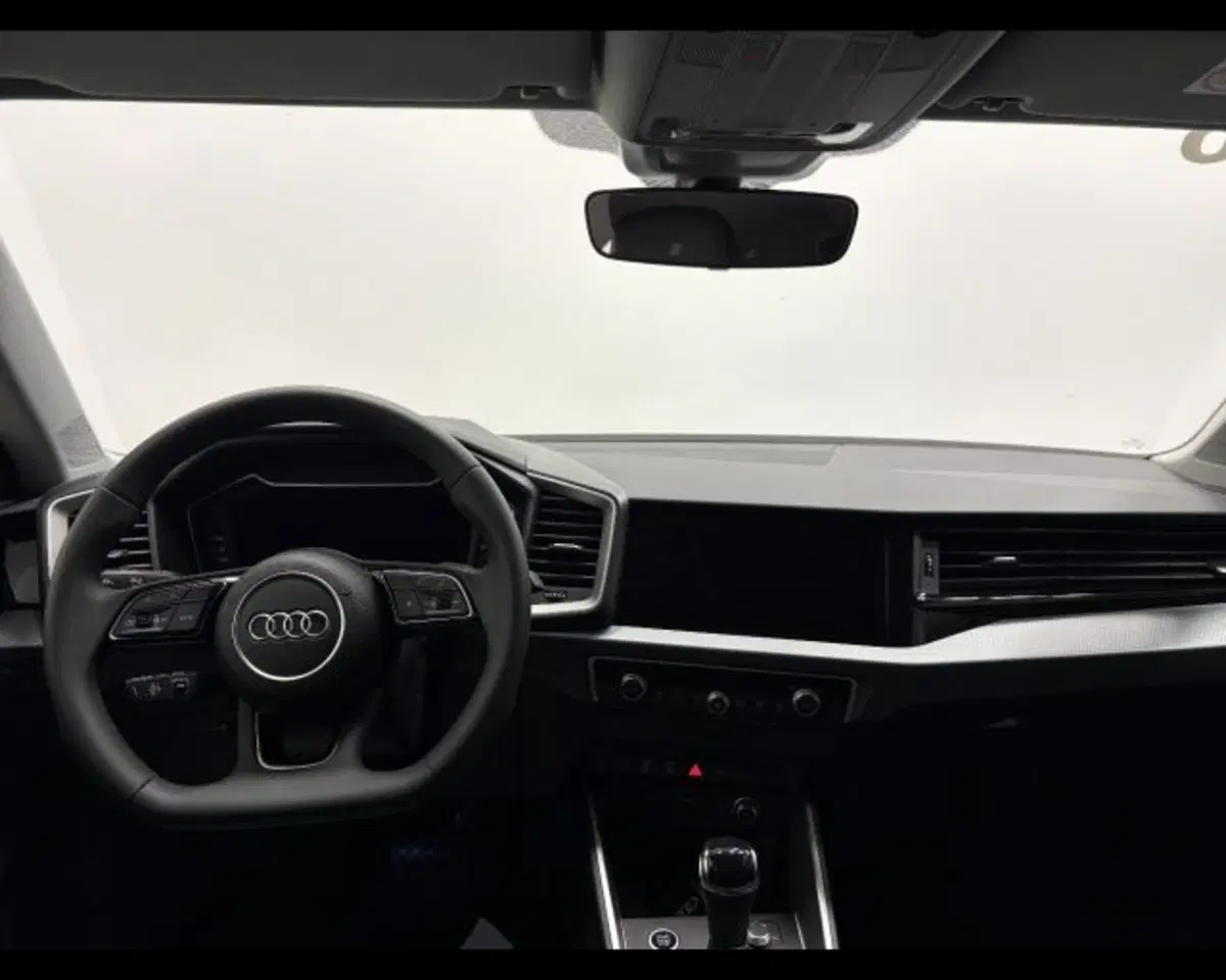 Audi A1 allstreet nuova a Treviso (4)