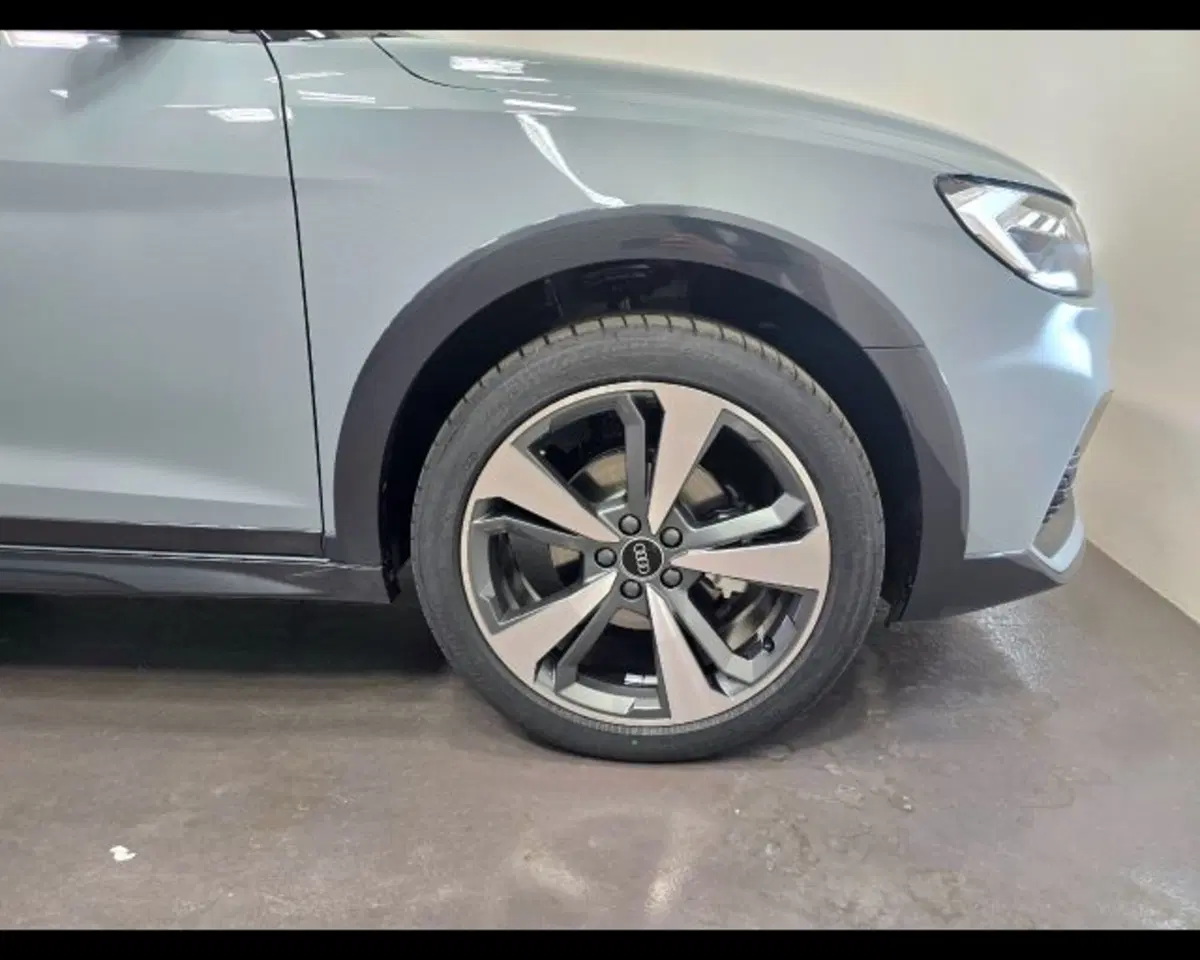 Audi A1 allstreet nuova a Treviso (12)