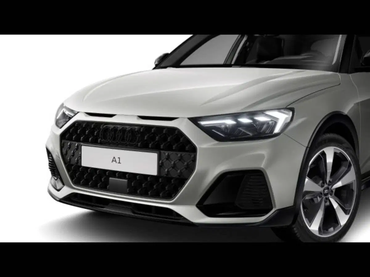 Audi A1 allstreet nuova a Treviso (6)
