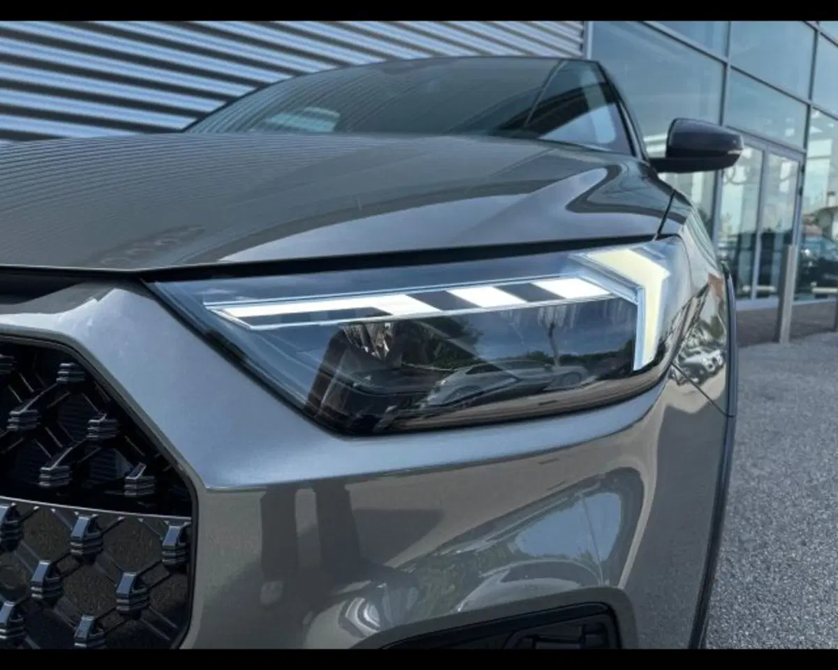 Audi A1 allstreet nuova a Treviso (10)