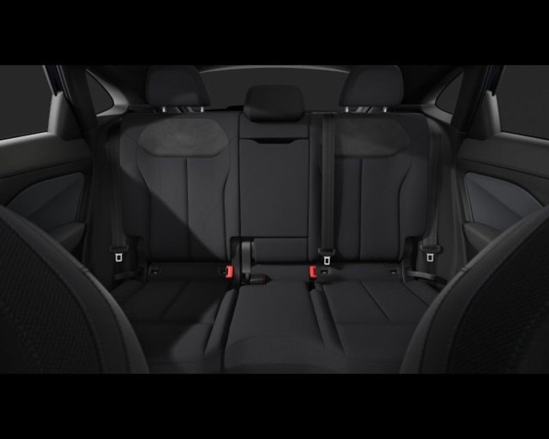 Audi Q3 Sportback nuova a Treviso (9)