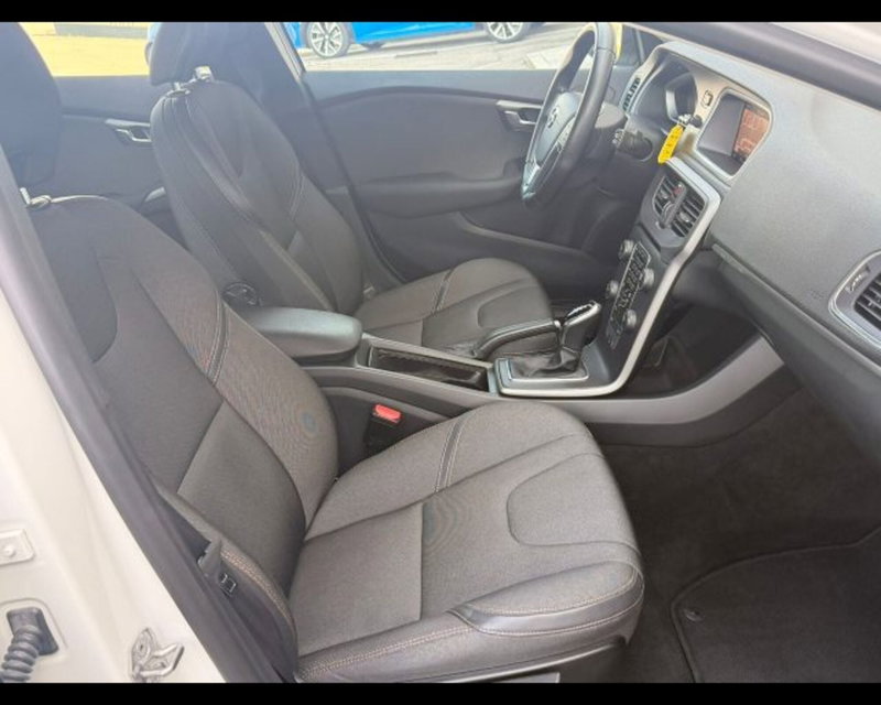 Volvo V40 Cross Country usata a Treviso (14)