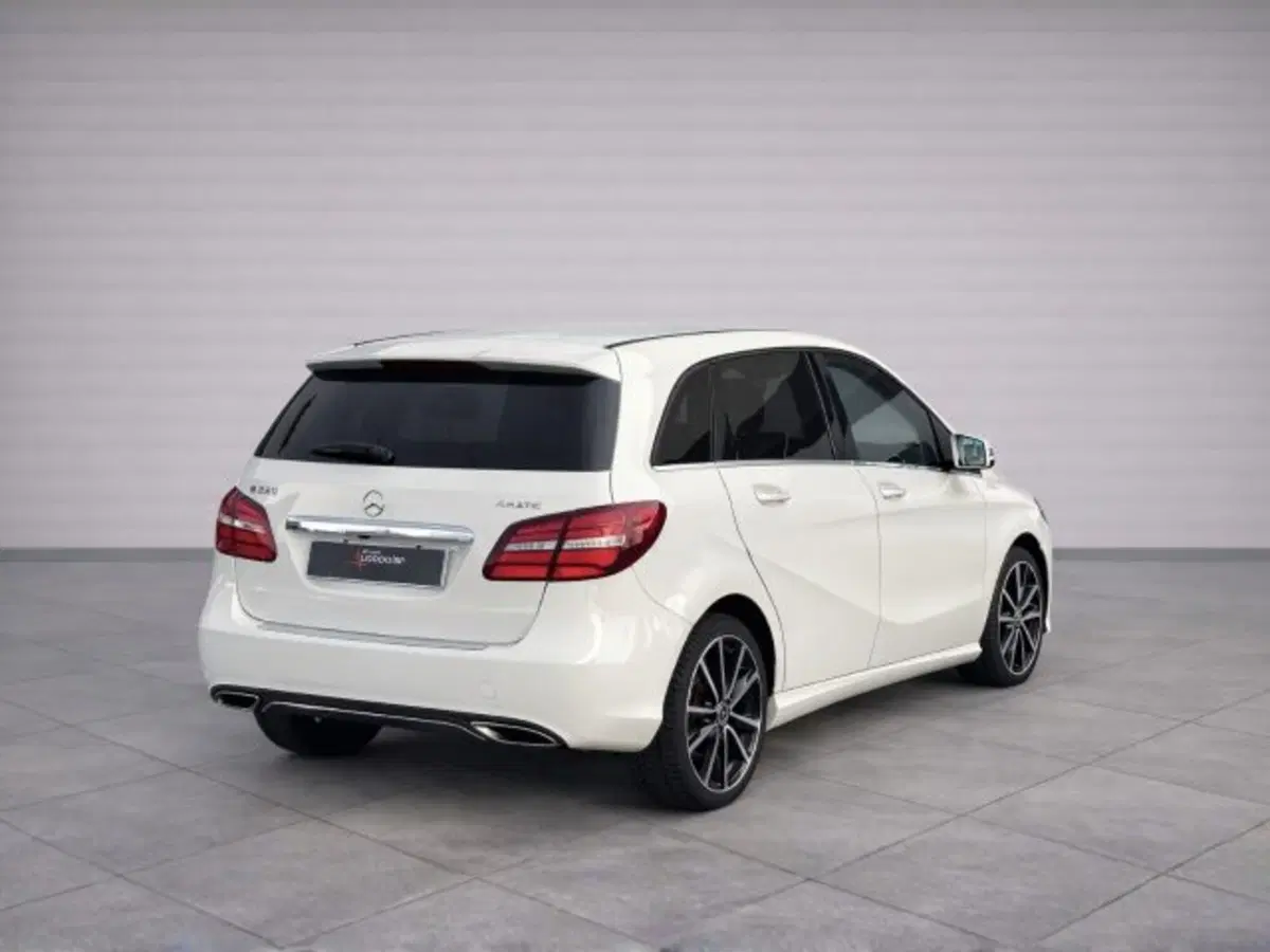 Mercedes-Benz CLA Shooting Brake usata a Treviso (3)