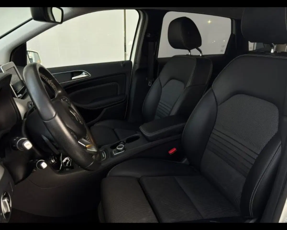 Mercedes-Benz CLA Shooting Brake usata a Treviso (8)