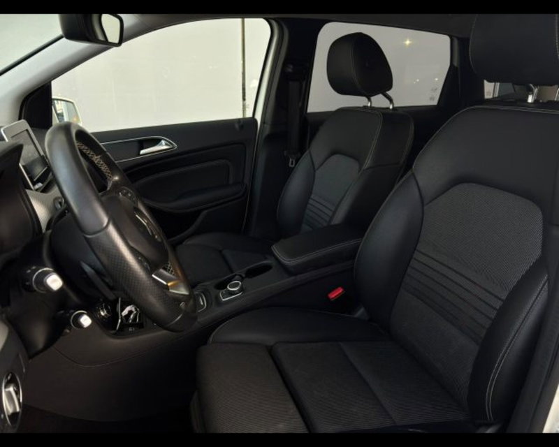 Mercedes-Benz CLA Shooting Brake usata a Treviso (8)