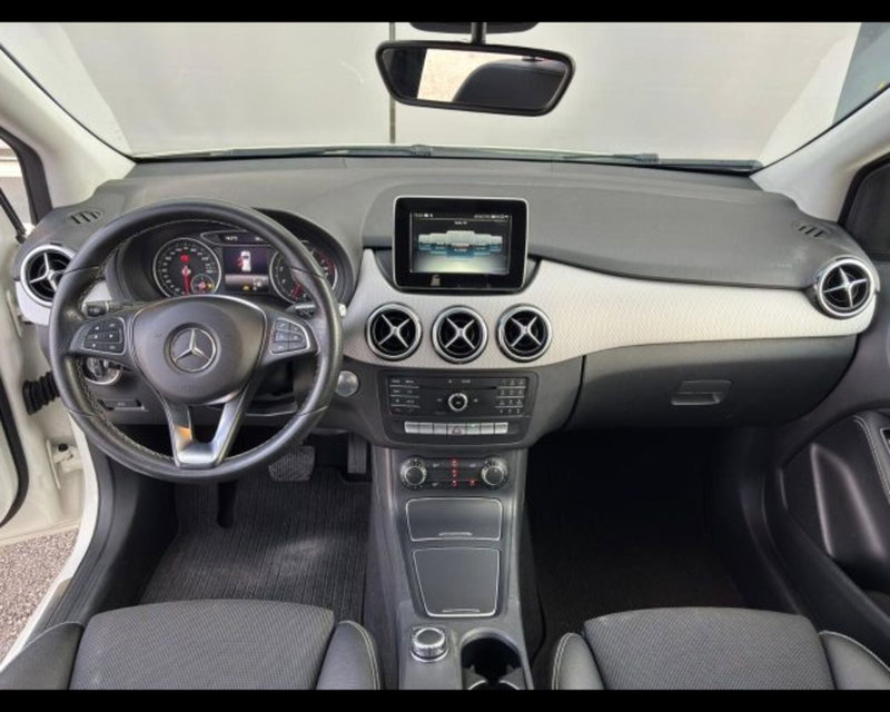 Mercedes-Benz CLA Shooting Brake usata a Treviso (9)