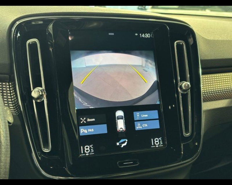 Volvo XC40 usata a Treviso (11)
