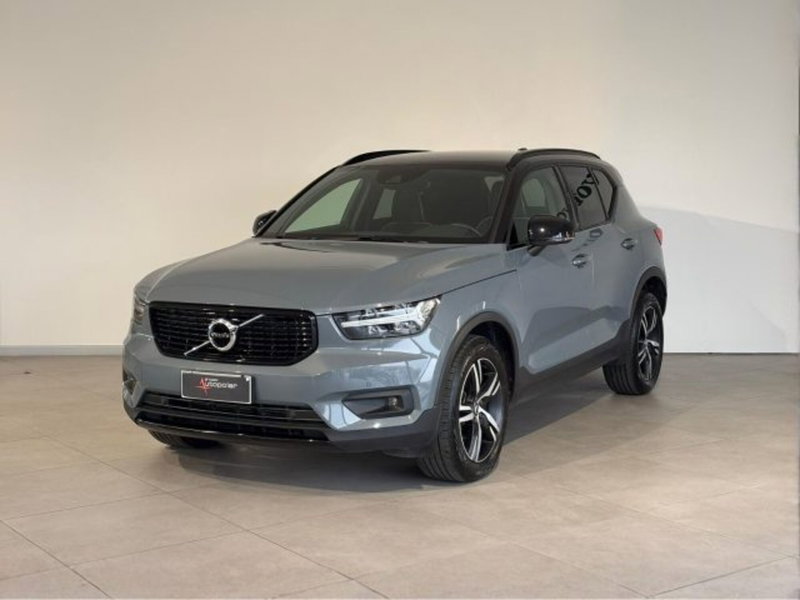 Volvo XC40 usata a Treviso (2)