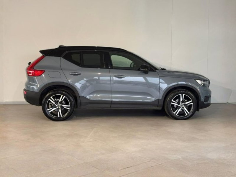 Volvo XC40 usata a Treviso (4)