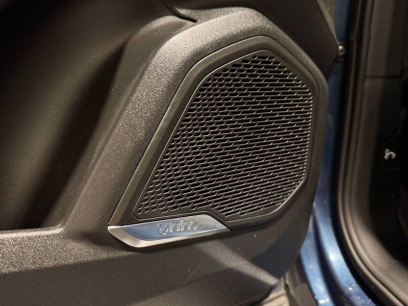 Lynk & Co 01 usata a Treviso (10)