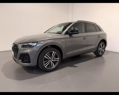 Audi Q5 40 2.0 tdi mhev 12V Identity Black quattro s-tronic del 2024 usata a Conegliano