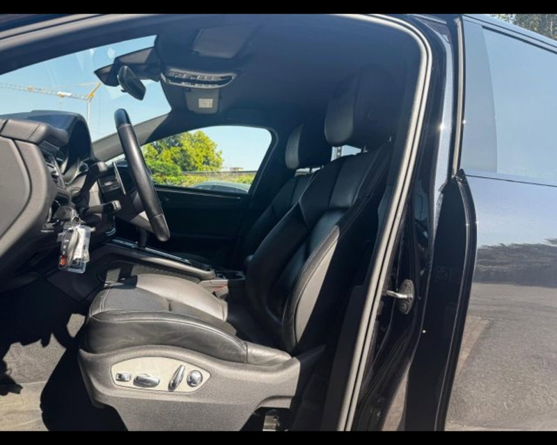 Porsche Macan usata a Treviso (14)