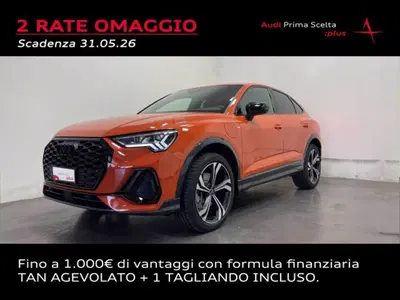 Audi Q3 Sportback 35 2.0 tdi Identity Black s-tronic nuova a Conegliano