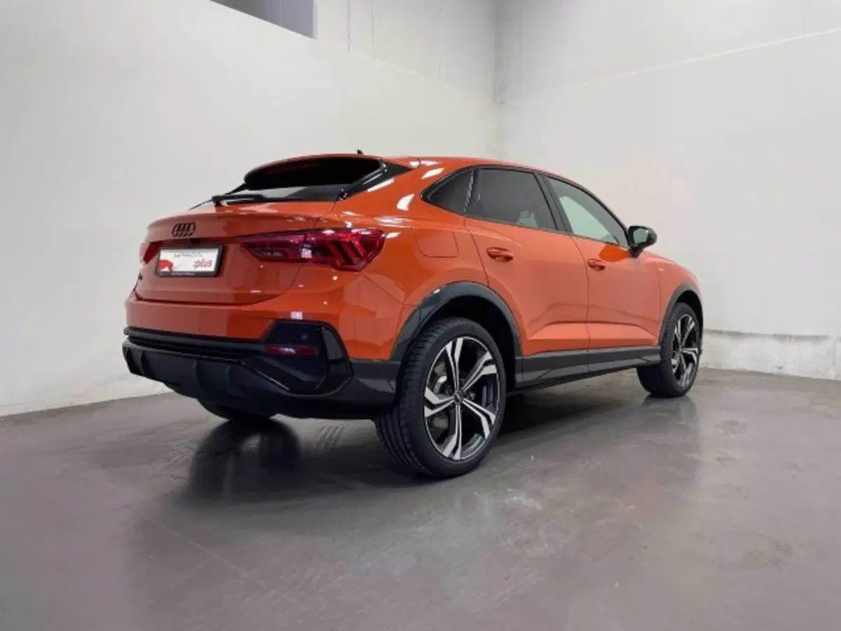 Audi Q3 Sportback nuova a Treviso (3)