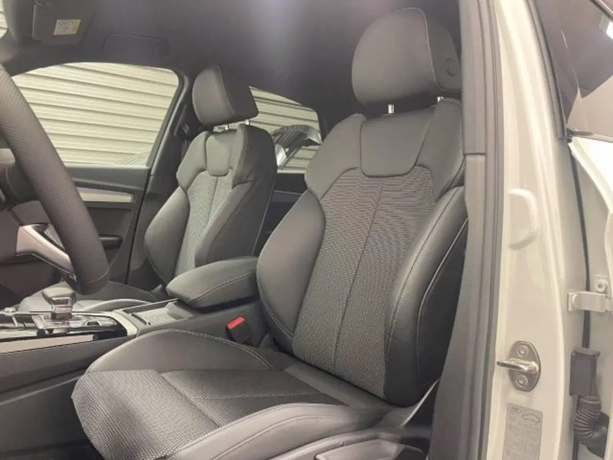 Audi Q5 Sportback nuova a Treviso (10)