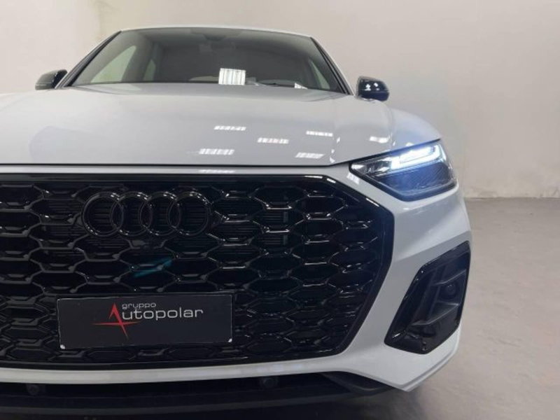 Audi Q5 Sportback nuova a Treviso (12)