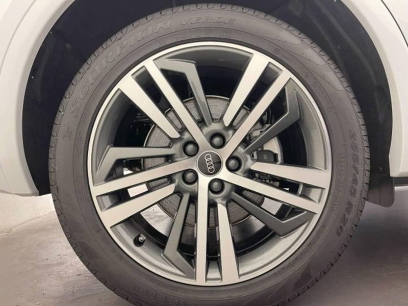 Audi Q5 Sportback nuova a Treviso (14)