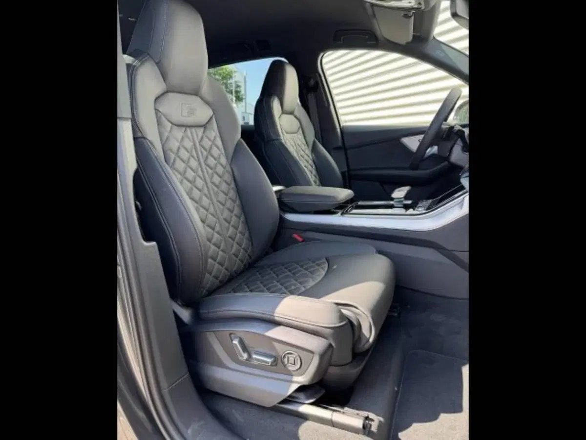Audi Q7 nuova a Treviso (10)