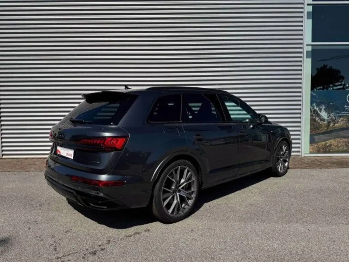 Audi Q7 nuova a Treviso (2)