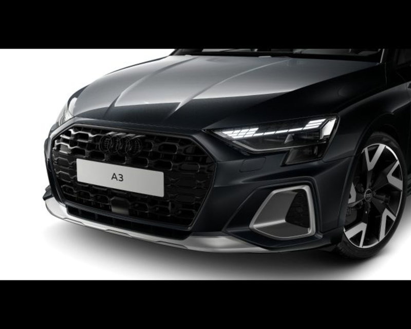 Audi A3 allstreet nuova a Treviso (6)