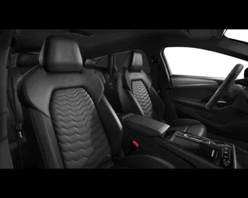 Audi A6 Avant e-Tron nuova a Treviso (8)