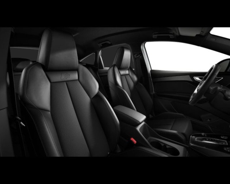 Audi Q4 Sportback nuova a Treviso (8)