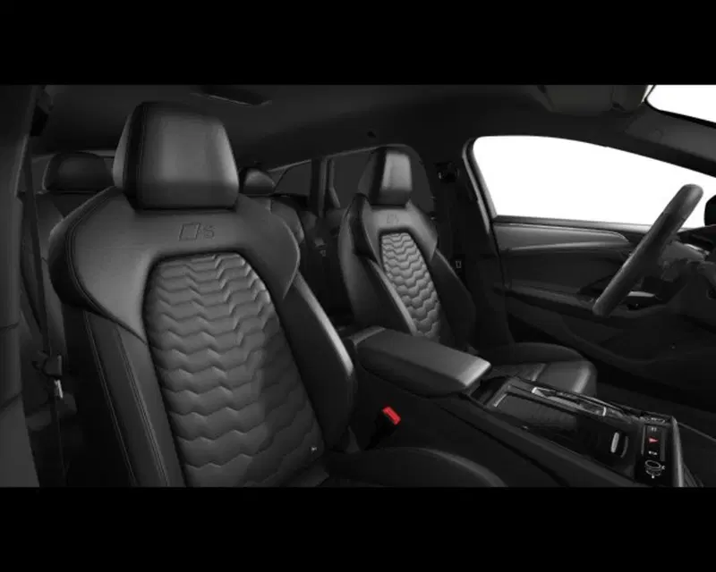 Audi A6 Avant e-Tron nuova a Treviso (8)