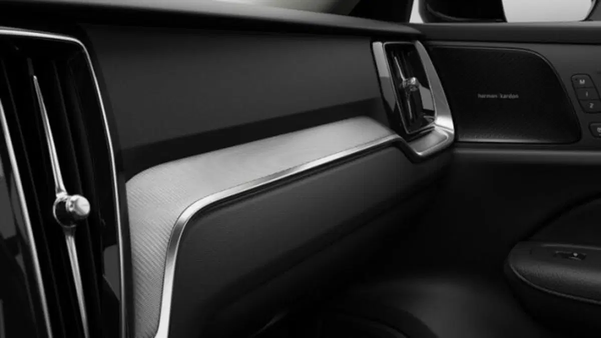 Volvo V60 nuova a Treviso (10)